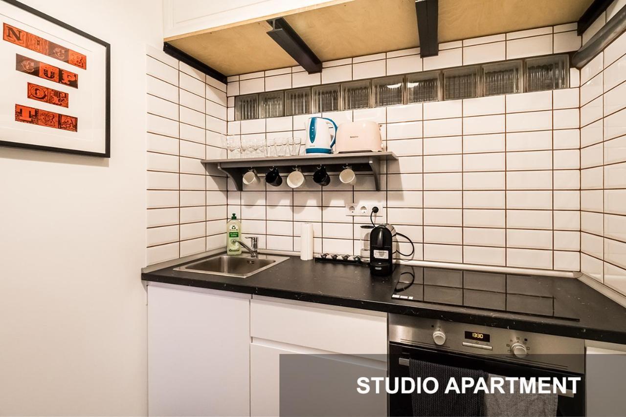 Bpr Whistle Arts Industrial Apartment Budapest Extérieur photo